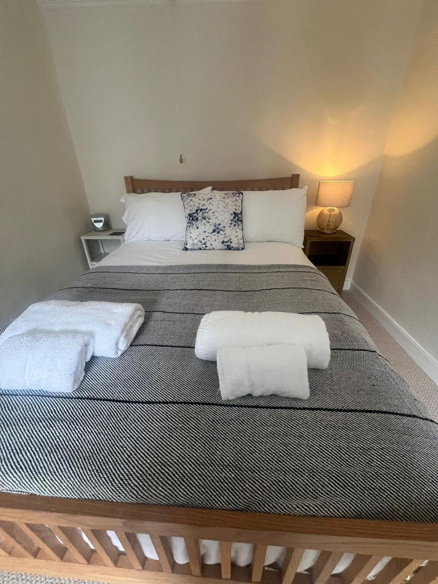 Nant Meigan, Georgian Townhouse In Centre Of Aberaeron, Dog Friendly エクステリア 写真